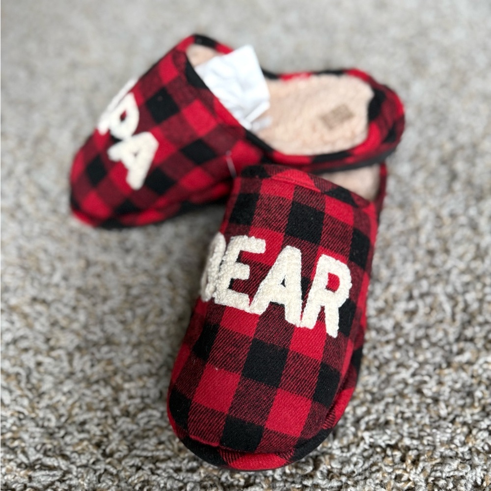 Cozy Red Plaid Men Slippers
